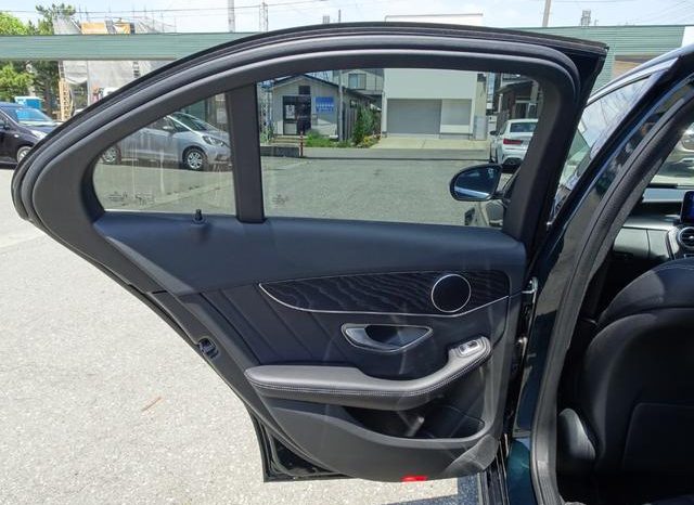 MERCEDES BENZ C-CLASS C200 4MATIC AVANTGARDE AMG LINE 2019 full