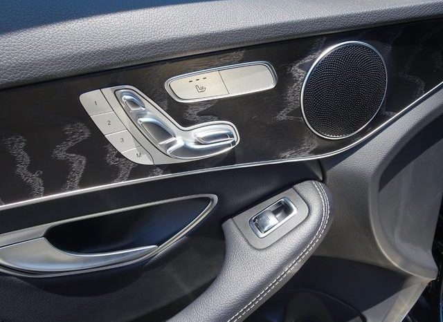 MERCEDES BENZ C-CLASS C200 4MATIC AVANTGARDE AMG LINE 2019 full