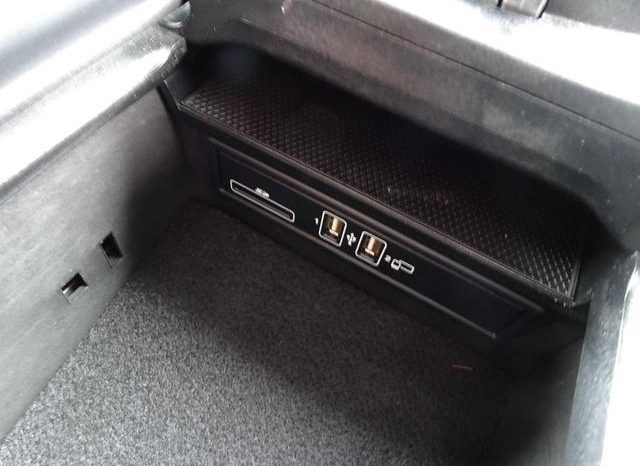 MERCEDES BENZ C-CLASS C200 4MATIC AVANTGARDE AMG LINE 2019 full