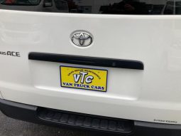 TOYOTA REGIUS ACE VAN LONG DX 2017 full