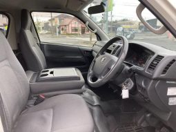 TOYOTA REGIUS ACE VAN LONG DX 2017 full