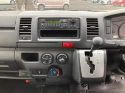 TOYOTA REGIUS ACE VAN LONG DX 2017 full