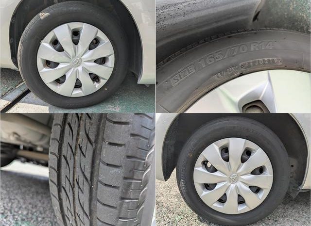 TOYOTA VITZ F 2012 full