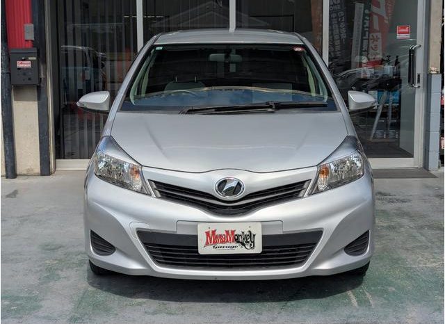 TOYOTA VITZ F 2012 full