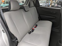 TOYOTA VITZ F 2012 full