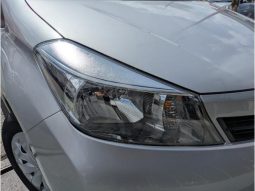 TOYOTA VITZ F 2012 full