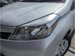 TOYOTA VITZ F 2012 full