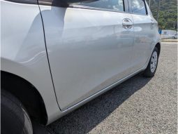 TOYOTA VITZ F 2012 full
