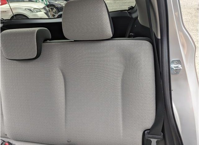 TOYOTA VITZ F 2012 full