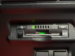 TOYOTA COROLLA CROSS HYBRID Z 2022 full