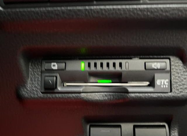 TOYOTA COROLLA CROSS HYBRID Z 2022 full