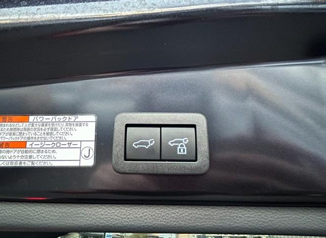 TOYOTA COROLLA CROSS HYBRID Z 2022 full