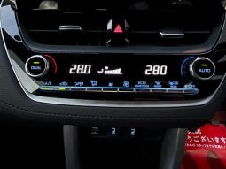 TOYOTA COROLLA CROSS HYBRID Z 2022 full