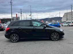 MERCEDES BENZ B-CLASS B180 BLUE EFFICIENCY SPORTS 2013 full