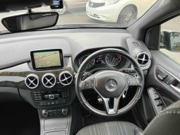 MERCEDES BENZ B-CLASS B180 BLUE EFFICIENCY SPORTS 2013 full