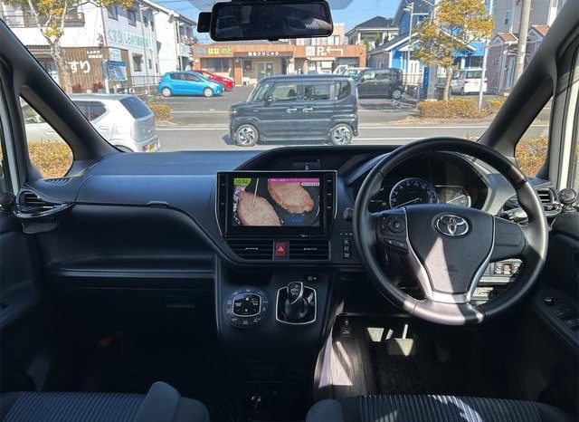 TOYOTA VOXY HYBRID ZS 2016 full