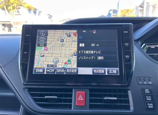 TOYOTA VOXY HYBRID ZS 2016 full