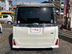 TOYOTA VOXY HYBRID ZS 2016 full