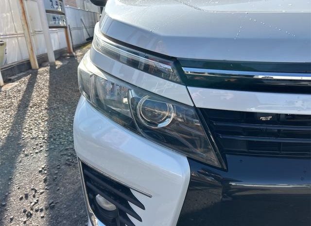 TOYOTA VOXY HYBRID ZS 2016 full