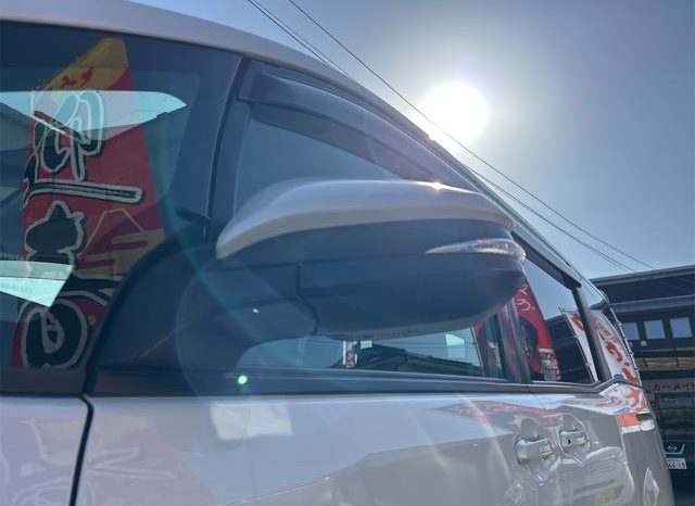 TOYOTA VOXY HYBRID ZS 2016 full