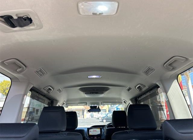 TOYOTA VOXY HYBRID ZS 2016 full