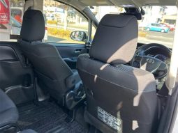 TOYOTA VOXY HYBRID ZS 2016 full