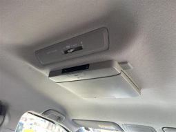 TOYOTA VOXY HYBRID ZS 2016 full