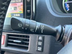 TOYOTA VOXY HYBRID ZS 2016 full