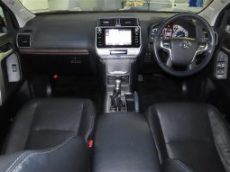 TOYOTA LAND CRUISER PRADO TX L PACKAGE 2018 full