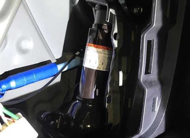 TOYOTA LAND CRUISER PRADO TX L PACKAGE 2018 full