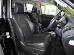 TOYOTA LAND CRUISER PRADO TX L PACKAGE 2018 full