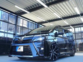 TOYOTA VOXY ZS KIRAMEKI III 2020