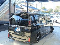 TOYOTA VOXY ZS KIRAMEKI III 2020 full