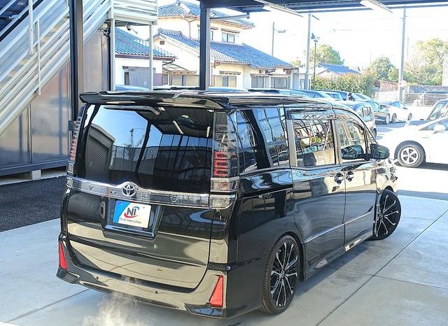 TOYOTA VOXY ZS KIRAMEKI III 2020 full