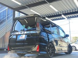 TOYOTA VOXY ZS KIRAMEKI III 2020 full