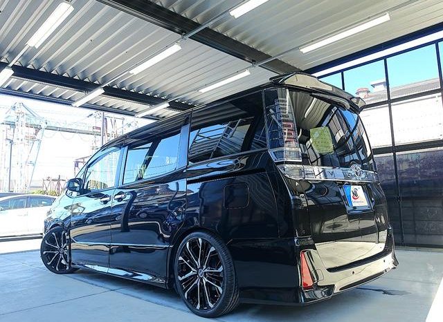 TOYOTA VOXY ZS KIRAMEKI III 2020 full