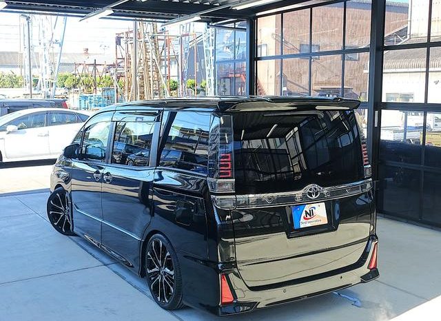 TOYOTA VOXY ZS KIRAMEKI III 2020 full