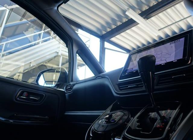 TOYOTA VOXY ZS KIRAMEKI III 2020 full