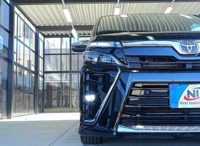 TOYOTA VOXY ZS KIRAMEKI III 2020 full