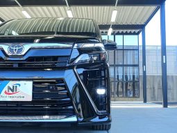 TOYOTA VOXY ZS KIRAMEKI III 2020 full