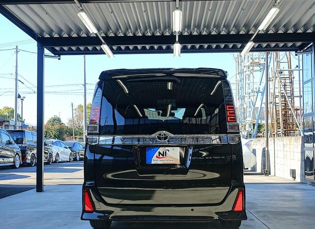 TOYOTA VOXY ZS KIRAMEKI III 2020 full