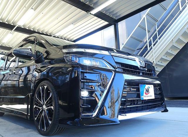 TOYOTA VOXY ZS KIRAMEKI III 2020 full