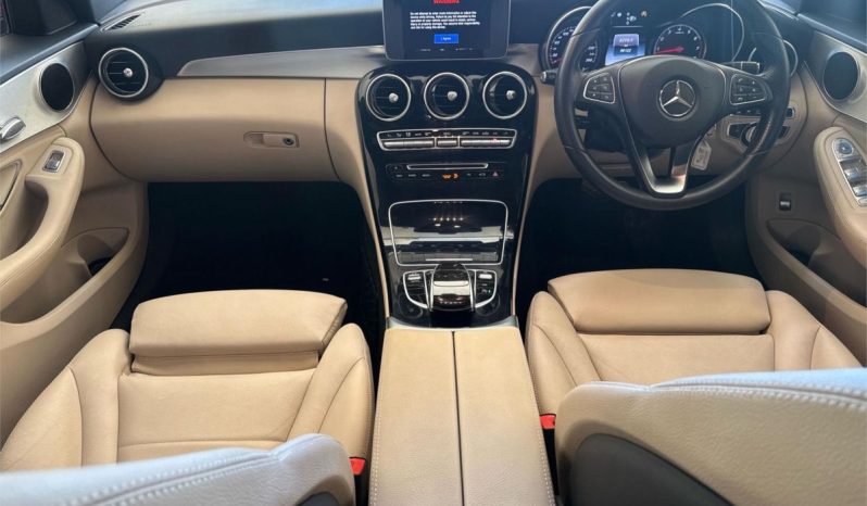 Mercedes-Benz C-Class C250 2015 full