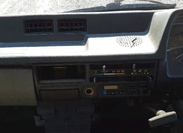 MITSUBISHI FUSO CANTER FLAT BODY 2 TON 4D32 full