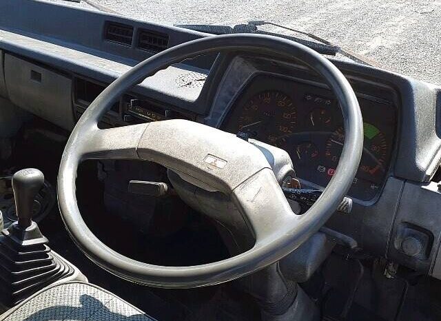 MITSUBISHI FUSO CANTER FLAT BODY 2 TON 4D32 full