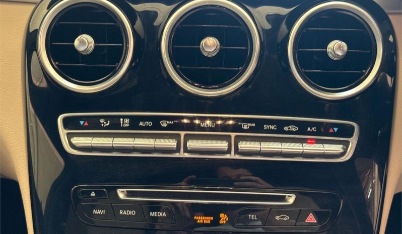 Mercedes-Benz C-Class C250 2015 full