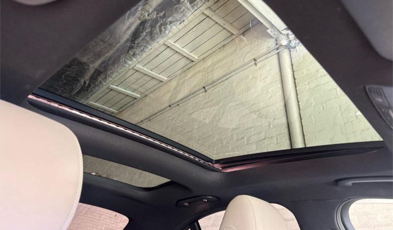 Mercedes-Benz C-Class C250 2015 full