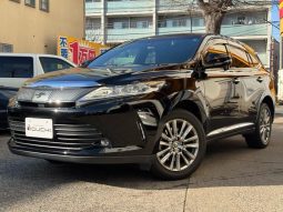 TOYOTA HARRIER PREMIUM 2019 full