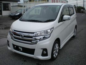 NISSAN DAYZ HIGHWAY STAR X 2016