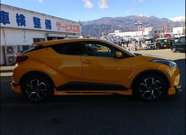 TOYOTA C-HR G-T 2017 full